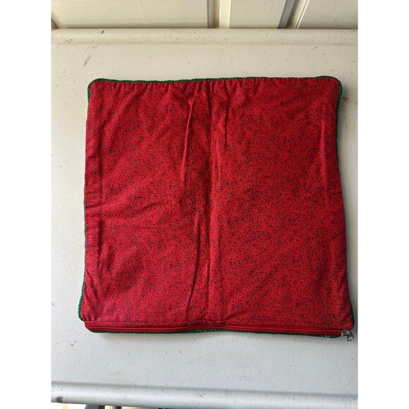 NWOT 100% Cotton Christmas Poinsettia Topiary Quilted Zipper Pillow Cover Case - Picture 3 of 5